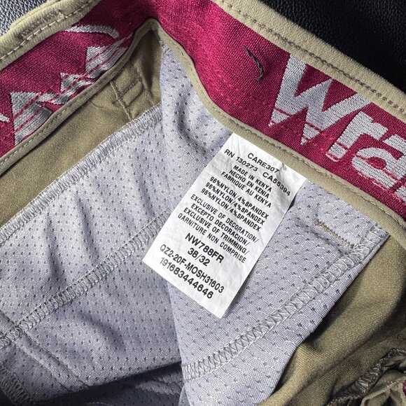 Wrangler Men's Pants Khaki Stretch Outdoor Trail Hiking Performance 38/32 - Picture 12 of 15